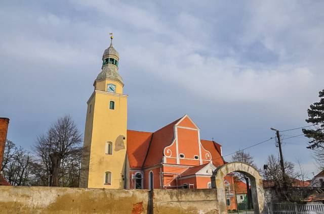 St. Anthony and Lawrence church in Borek Strzeliński