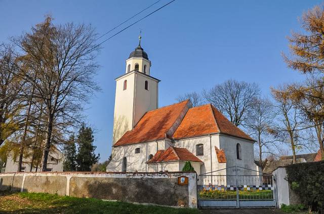 Kościół pw. św. Józefa Oblubieńca NMP w Cierpicach