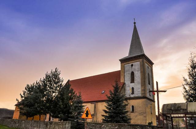 Kościół pw. MB Królowej Polski w Gułowie