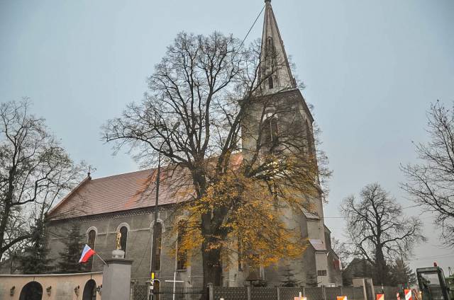 Church of St. Stanislaus Bishop and Martyr in Jordanów Śląski