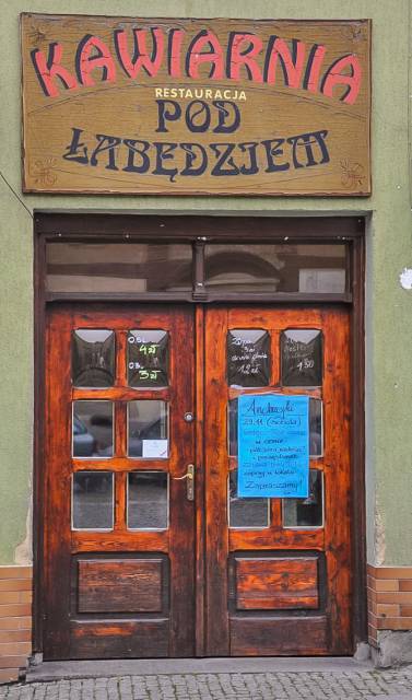 Restaurant and cafe 'Pod Łabędziem'